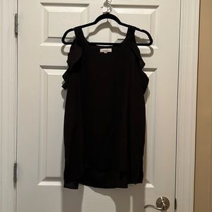 Women’s boutique black top
